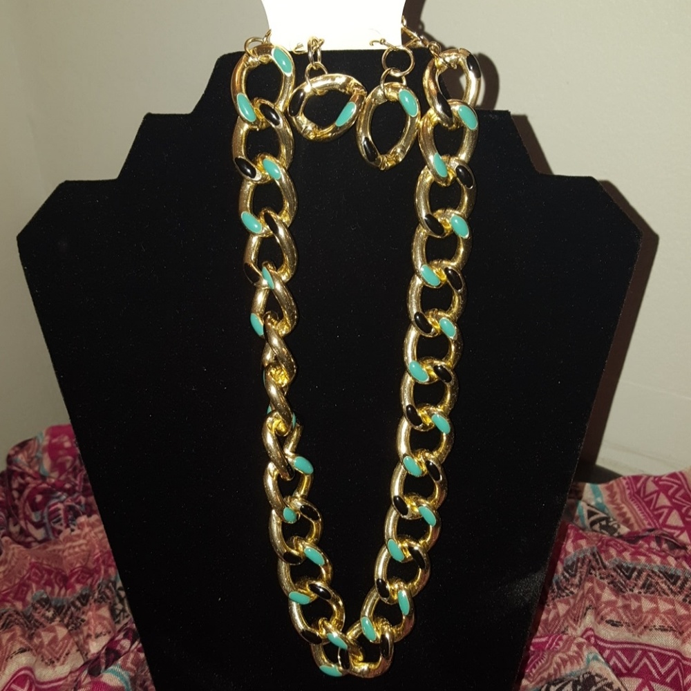 Necklace set
